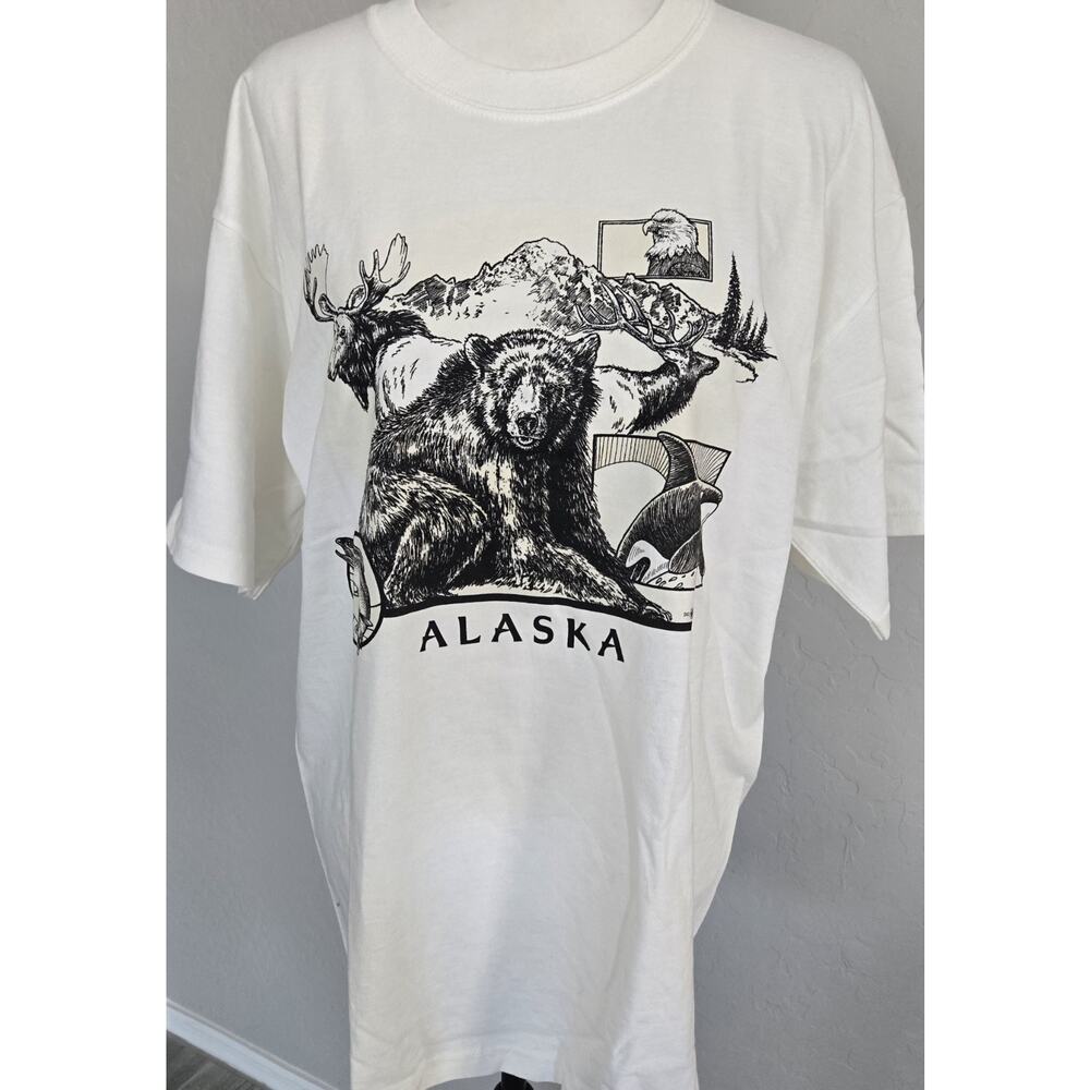 Vtg 2000 Del Sol Nature Alaska Bear Whale Moose Graphic Print Unisex TShirt Sz L